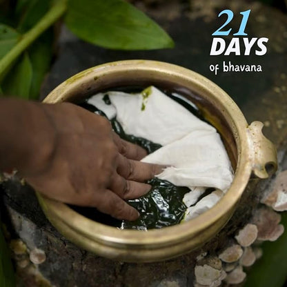 TATSAT - WELLNESS THROUGH AYURVEDA Kajal With Pure Herbs, Medicated Soot And Desi Cow Ghee|Safe For Babies|Lab Tested|No Preservatives, Black, Matte Finish (1 Count (Pack of 1))