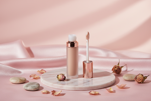 Concealer 배경은 핑크감성 